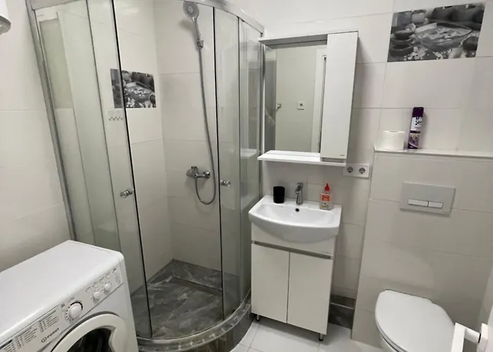 Apartment малинки черемушки парк горького Odessa